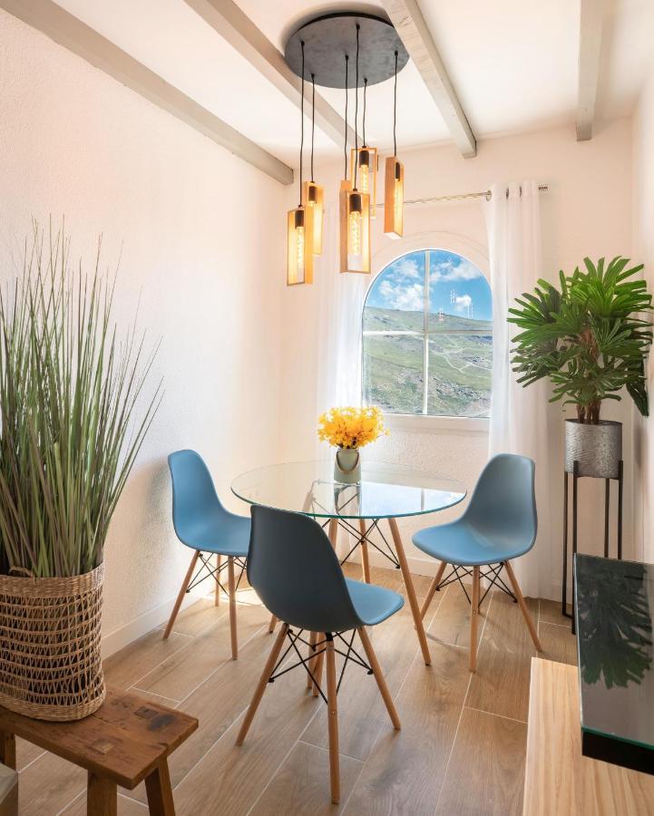 סיירה נבדה Beautifully Renovated 4 Bedroom Apt + Kid'S Room מראה חיצוני תמונה