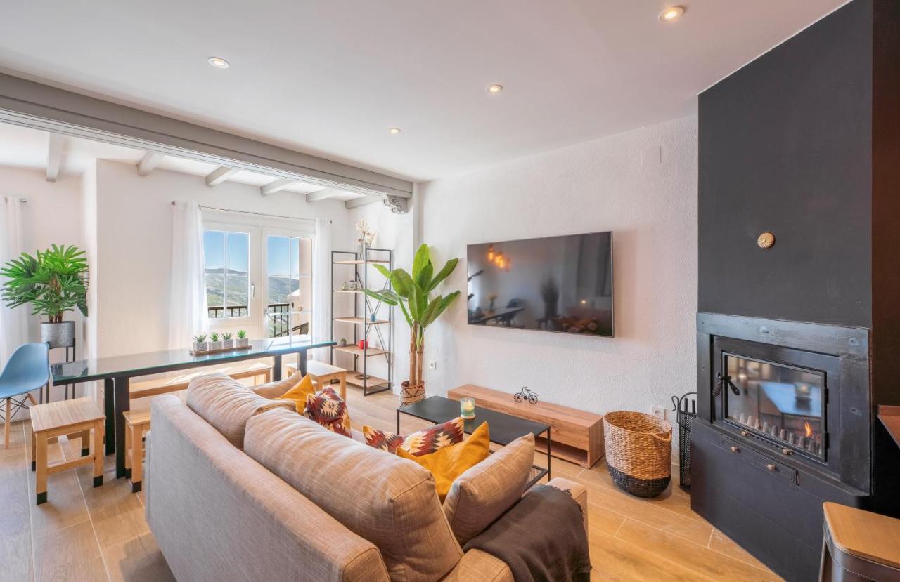 סיירה נבדה Beautifully Renovated 4 Bedroom Apt + Kid'S Room מראה חיצוני תמונה